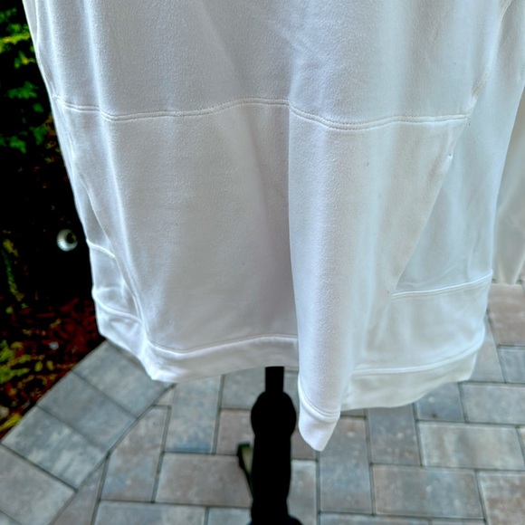 Lululemon,Size 6,used condition,no stains,worn often,alot of wear left. - Picture 3 of 5